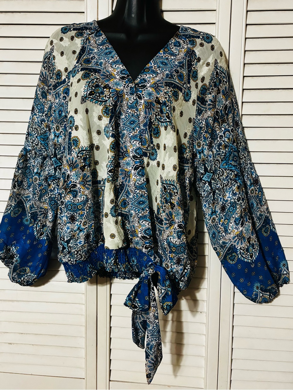 Reba Blue and Cream Paisley faux Tie-Hem V-Neck Tunic